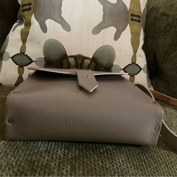 Portuguese Cork/Leather Shoulder Messenger Bag - Picture 8 of 11